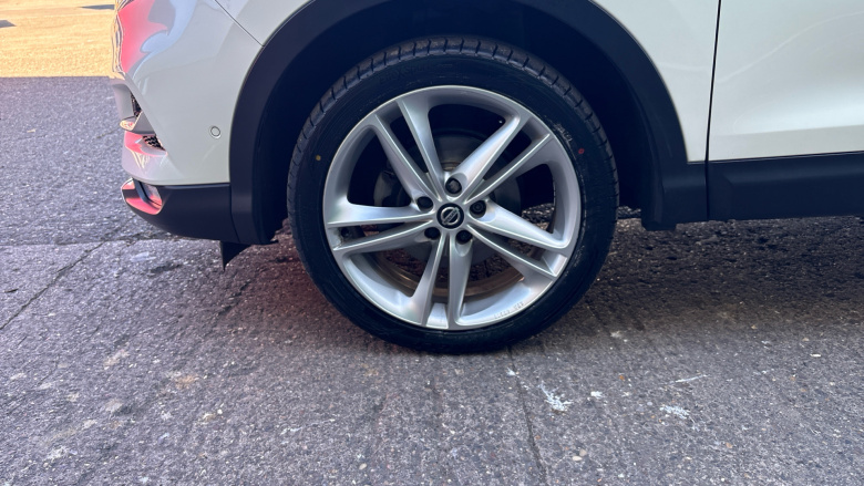 Nissan Qashqai 1.5 dCi [115] N-Motion 5dr Diesel Hatchback